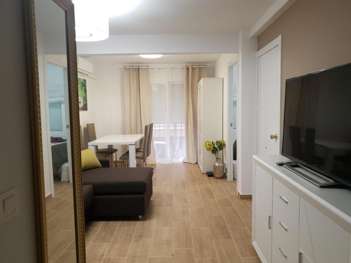 Апартаменти Apartamento Delux Бенідорм Екстер'єр фото